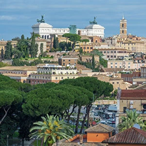 Europe, Italy, Rome. View from the Aventine towards the Piazza Venezia and its buildings