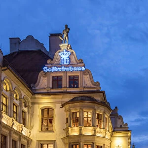 Exterior view of the historic Staatliches Hofbrauhaus beer hall, Munich, Bavaria, Germany