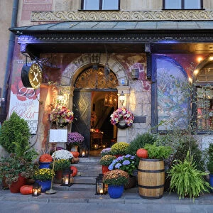 Facade of a restaurant in the Old Town Market Place (Rynek) in Warsaw, a Unesco World