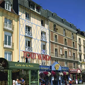France, Normandy, Dieppe, Cafes