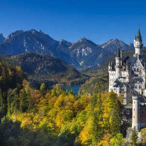 Germany, Bavaria, Hohenschwangau, Schloss Neuschwanstein castle, elevated view, fall