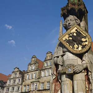 Germany, State of Bremen, Bremen, Marktplatz, Statue of Roland