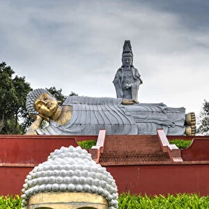 Giant Buddhs statues, Bacalhoa Buddha Eden gardens, Bombarral, Centro, Portugal