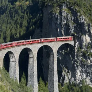 Glacier Express & Landwasser Viaduct