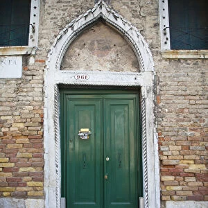 Green door, Dorsoduro district, Venice, Italy