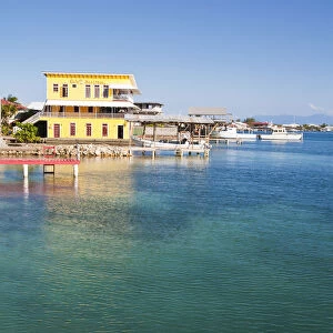 Honduras, Bay Islands, Utila, Cafe Mariposa