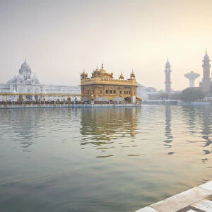 India, Punjab, Amritsar, Pilgrims at The Harmandir Sahib, nown as The Golden Temple