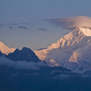 India, Sikkim, Gangtok, View of Kanchenjunga, Kangchendzonga range from Ganesh Tok