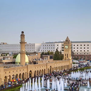 Iraq, Kurdistan, Erbil, Shar park (City Center Park) and Qaysari Bazaars