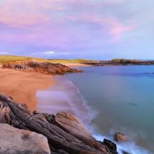 Ireland, Co. Donegal, Cruit island at sunset