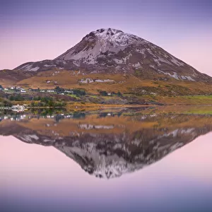 Ireland, Co. Donegal, Mount Errigal, reflected in Lough Dunlewey at dusk
