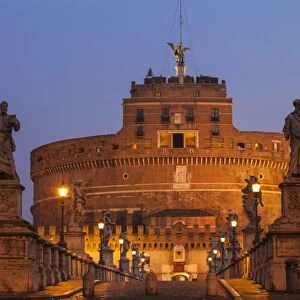 Italy, Lazio, Rome, View of St. Angelo bridge and Castle St. Angelo (Hadrians Mausoleum)