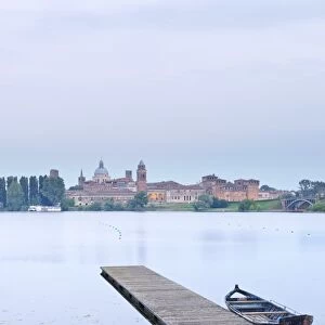 Italy, Lombardy, Mantova district, Mantua, View towards the town and Lago Inferiore