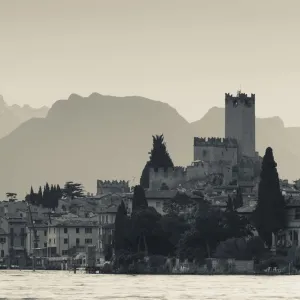 Italy, Veneto, Lake District, Lake Garda, Malcesine, lakeside town view