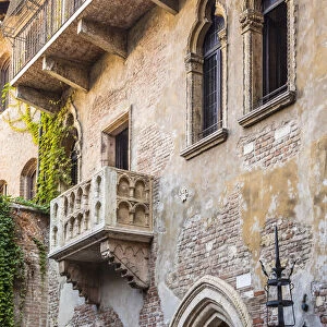 Juliets balcony, Casa Giullieta, Verona, Veneto, Italy