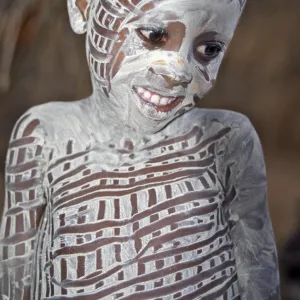 The Karo excel in body art