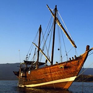 The khotiya-type dhow Sanjeeda at anchor off Mirbat, Oman