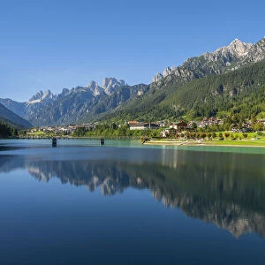 Lago di Auronzo with Dolomites, Auronzo, Belluno, Italy