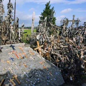 Lithuania, Hill of Crosses (Kryziu Kalnas)