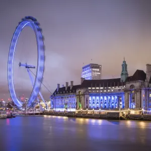 London Eye (Millennium Wheel) and former County Hall, South Bank, London, England London Eye (Millennium Wheel) and former County Hall, South Bank, London, England