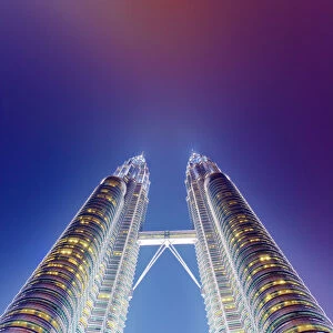 Malaysia, Kuala Lumpur, Petronas Towers, Low view at night