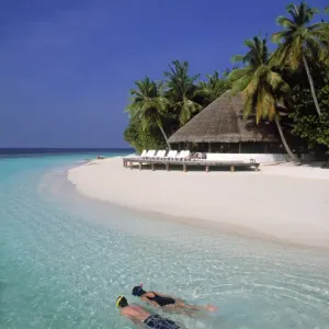 Maldives Print - Indian Ocean Beach Scene Maldives Print - Indian Ocean Beach Scene
