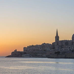 Malta, South Eastern Region, Valletta. The view from Ta Xbiex across Marsamxett