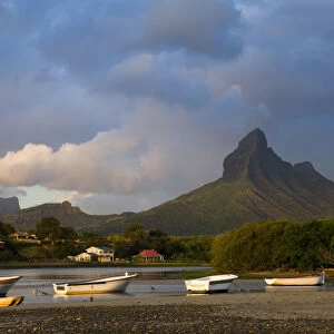 Mauritius, Western Mauritius, Tamarin, Montagne du Rempart mountain (el