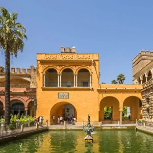 The Mercury Pond of the Real Alcazar, UNESCO World Heritage Site, Sevilla, Andalusia