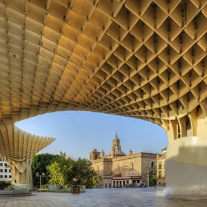 Metropol Parasol with Iglesia de la Anunciacion, Sevilla, Andalusia, Spain