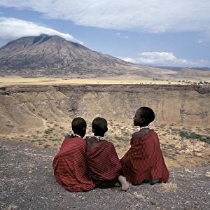 Three Msai girls at Shimu la Mungu