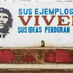 Mural Painting with Che Guevara, Antonio Maceo Street, Baracoa, Guantanamo Province, Cuba Mural Painting with Che Guevara, Antonio Maceo Street, Baracoa, Guantanamo Province, Cuba