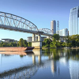 Nashville, Tennessee, Barge, Cumberland River, John Seigenthaler Pedestrian Bridge