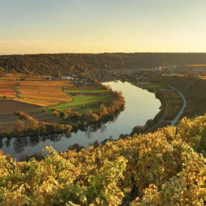 Neckar River bend near Mundelsheim am Neckar, Baden-Wurttemberg, Germany