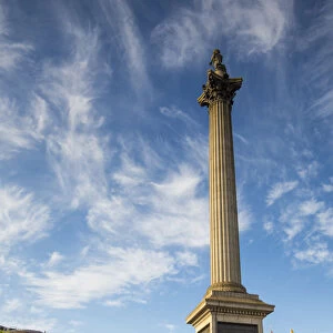 Nelsons Column, Trafalgar Square, London, England, UK