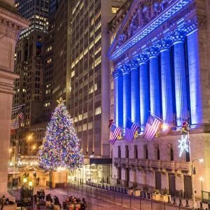 New York Stock Exchange with Christmas tree by night, Wall Street, Lower Manhattan