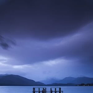 New Zealand, South Island, Southland, Te Anau, Lake Te Anau pier, dusk