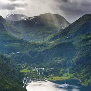 Norway, Western Fjords, Geiranger Fjord