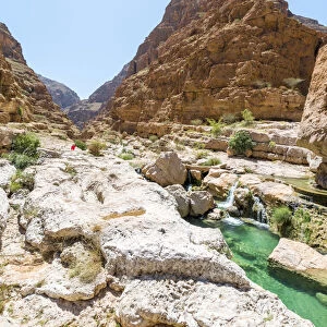 Oman, Ash Sharqiyah, Tiwi, Wadi Shab. Canyon with crystalline pools of water