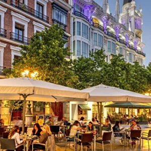 Outdoor cafe in Plaza de Santa Ana, Madrid, Community of Madrid, Spain