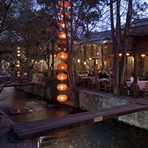 Outdoor restaurants, UNESCO Old Town of Lijiang, Yunnan Province, China