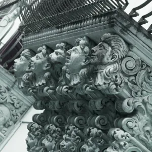 Images Dated 2005 May: 18 May 2005