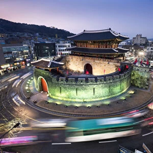 Paldalmun Gate, southern gate of Hwaseong Fortress, Suwon, Seoul, South Korea