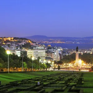 The panorama from the Eduardo VII Park at twilight