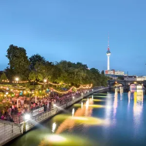 People Dancing Print, Berlin Night Scene People Dancing Print, Berlin Night Scene