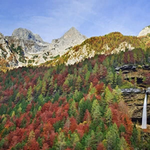 Pericnik waterfall in autumn, Vrata Valley, Triglavski National Park, Gorenjska, Slovenia