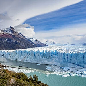 Perito Moreno Glacier, elevated view, Los Glaciares National Park, Santa Cruz Province