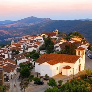 Portugal, Alentejo, Marvao, Medieval village at dusk