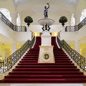 Portugal, Douro Litoral, Porto. The lobby of the Five Star Yeatman Hotel, part of