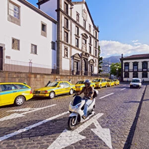 Portugal, Madeira, Funchal, Jesuit College and Church on Praca do Municipio, part